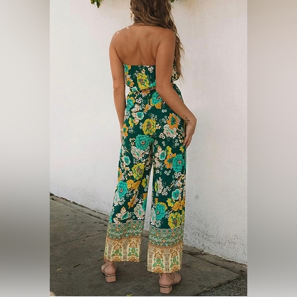 Garden Party Jumpsuit - Picture 2 of 3